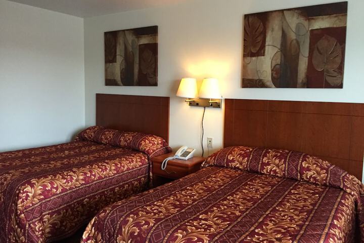 Room 12 of 25