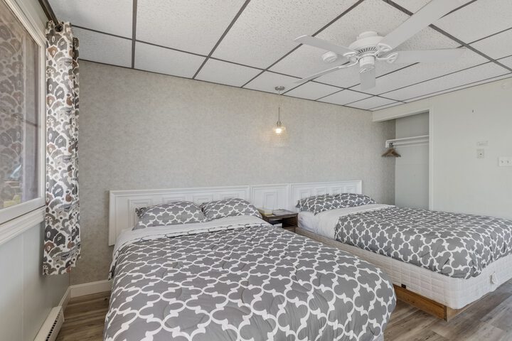 Room 14 of 27