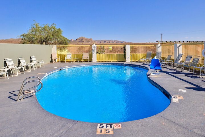 Pool 7 of 23