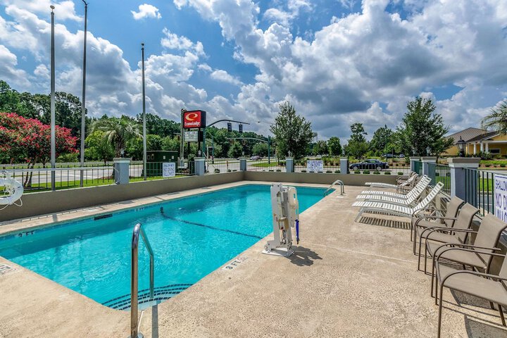 Pool 5 of 29