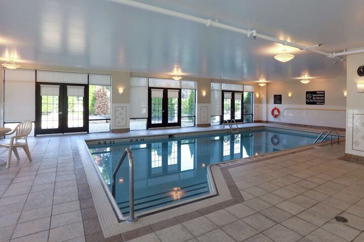 Hampton Inn & Suites by Hilton Laval