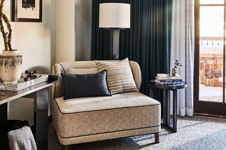 Madeline Hotel & Residences Auberge Collection