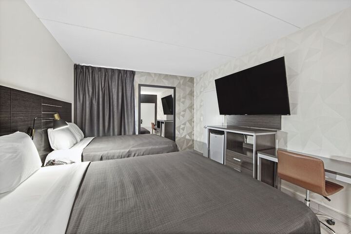 Room 15 of 21