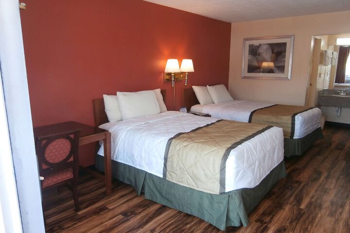 Room 17 of 30