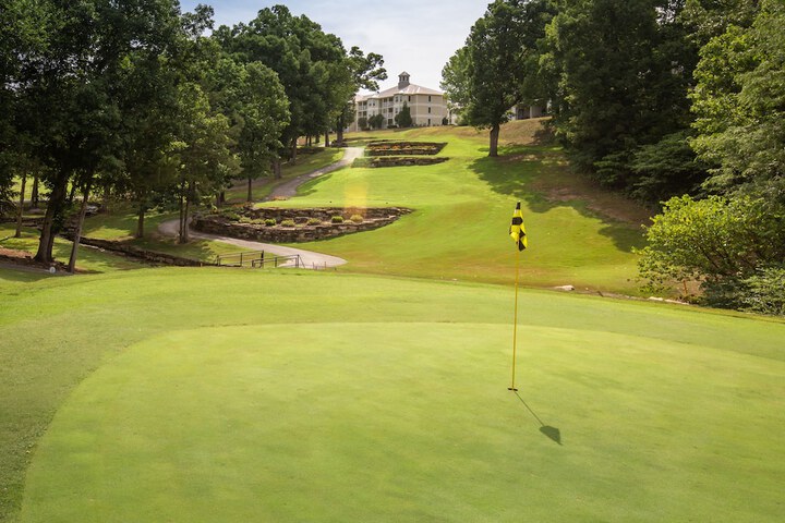 Holiday Inn Club Vacations Holiday Hills Resort Branson by IHG