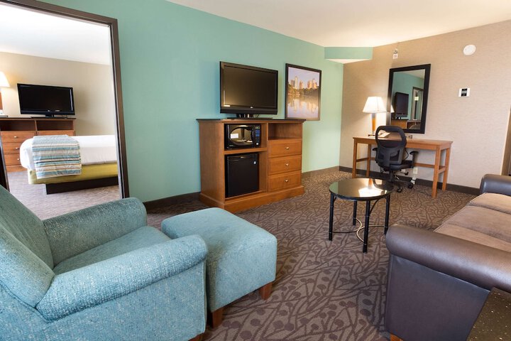 Room 11 of 53