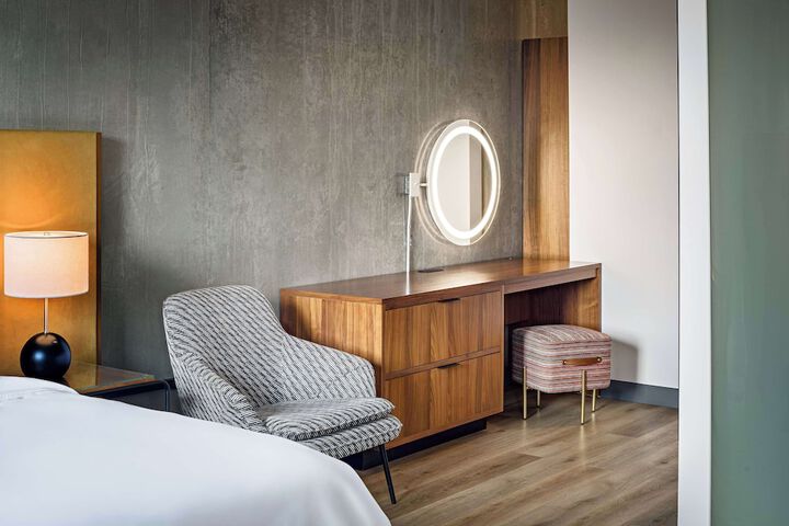 The Loom Hotel Tapestry Collection by Hilton