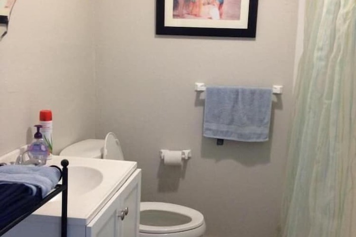Room 15 of 27