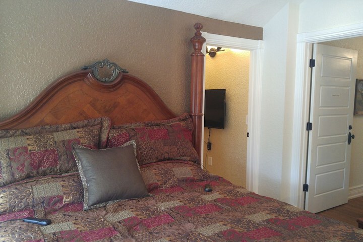 Room 27 of 54