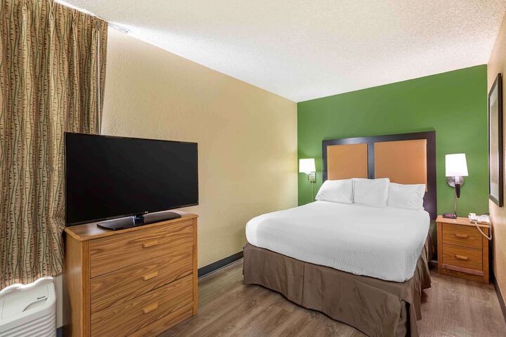 Room 31 of 37