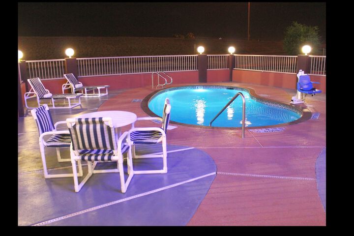 Pool 8 of 39