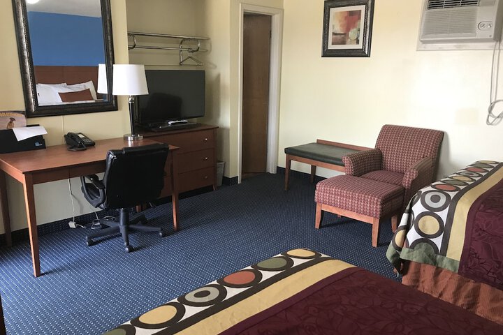 Room 30 of 43