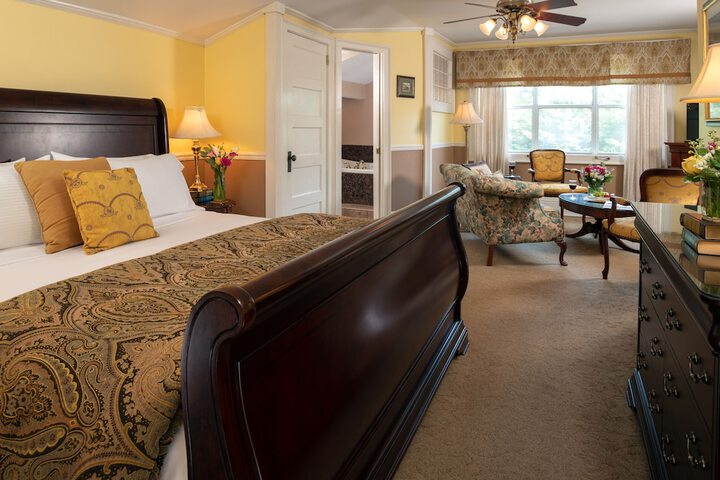 Albemarle Inn