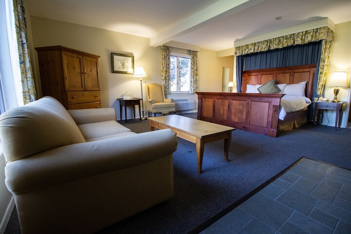 Room 13 of 81