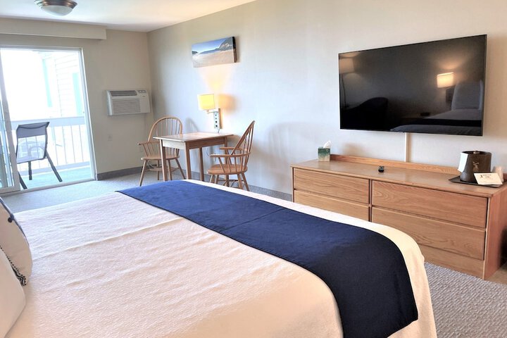 Room 76 of 111