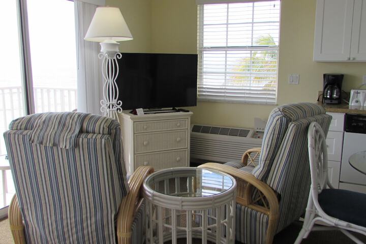 Edison Beach House