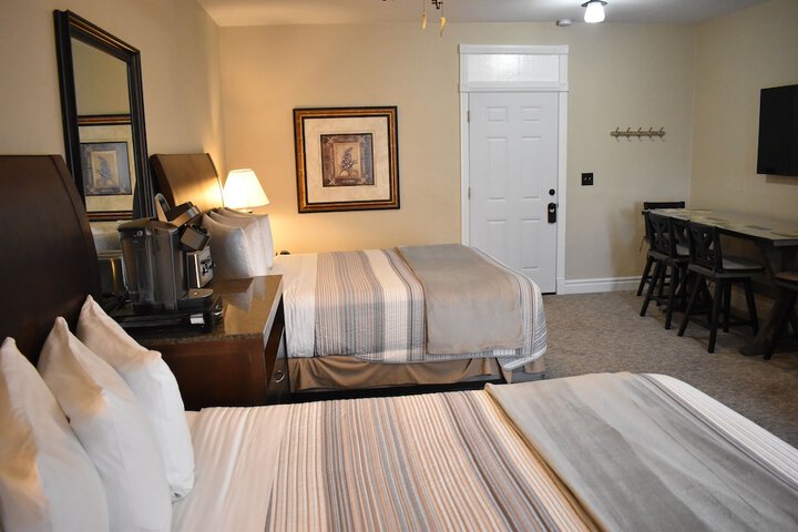Room 22 of 66