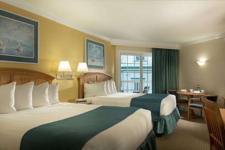 La Mer Beachfront Resort