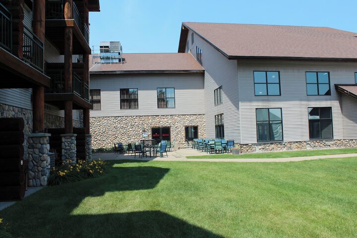 Hotel 2 of 41