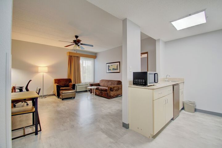 Quality Inn & Suites CVG Airport
