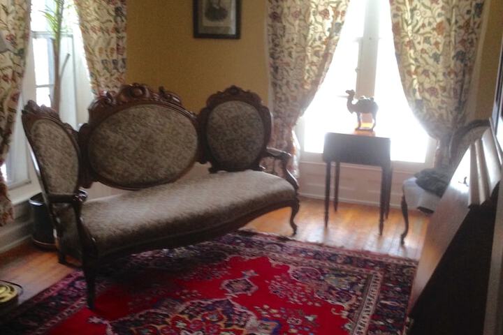 Auberge Chesleys Inn