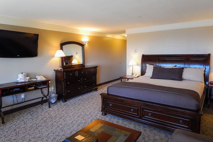 Room 16 of 58