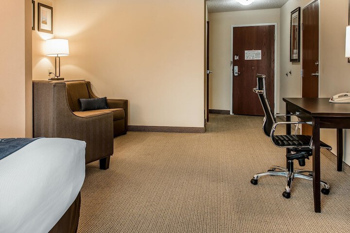 Room 31 of 40
