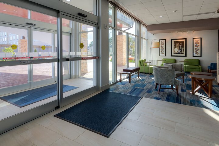 Hotel 6 of 62