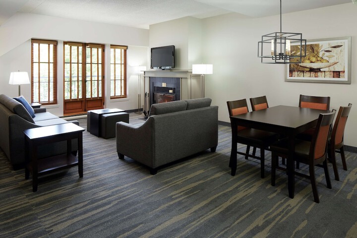 Homewood Suites by Hilton Mont-Tremblant Resort