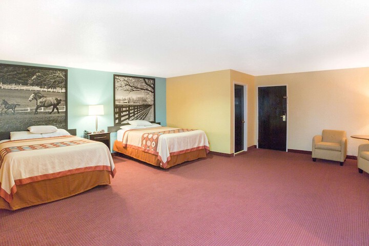Room 9 of 31