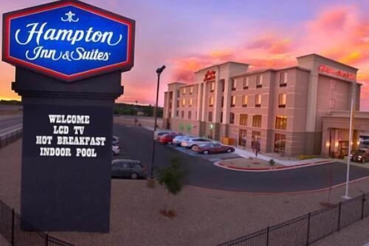 Hotel 1 of 13