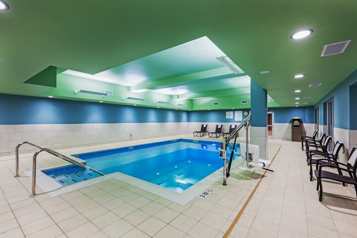 Pool 5 of 34