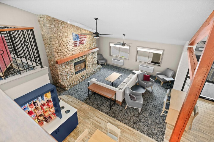 AmericInn by Wyndham Virginia