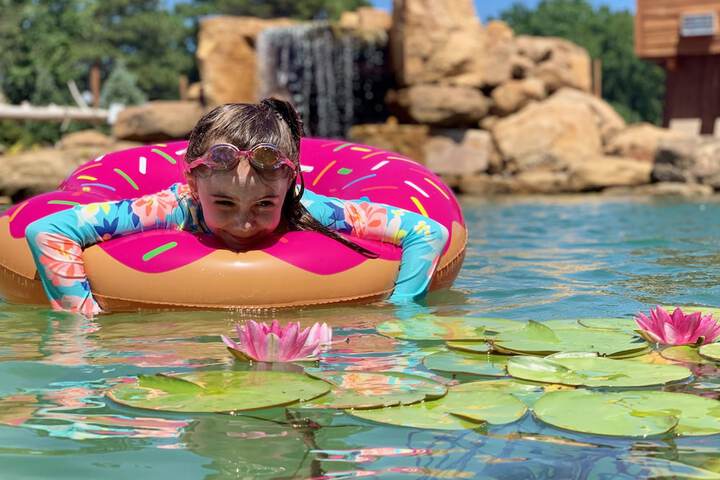 Natura Vue Resort & Boathouse