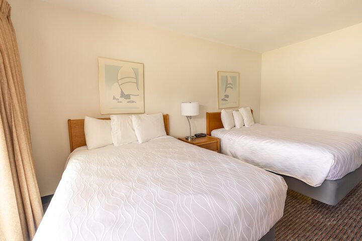 Room 52 of 130