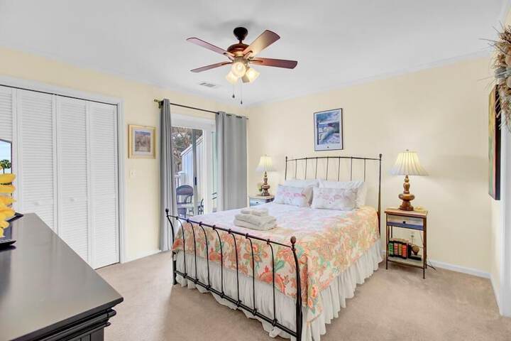 Racquet Club 35 by Wild Dunes in Resort Core