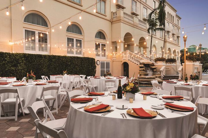 Hilton Naples
