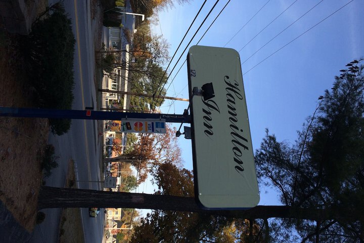Hamilton Inn