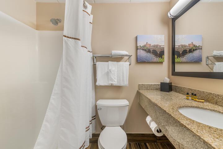 Best Western Plus Waltham Boston