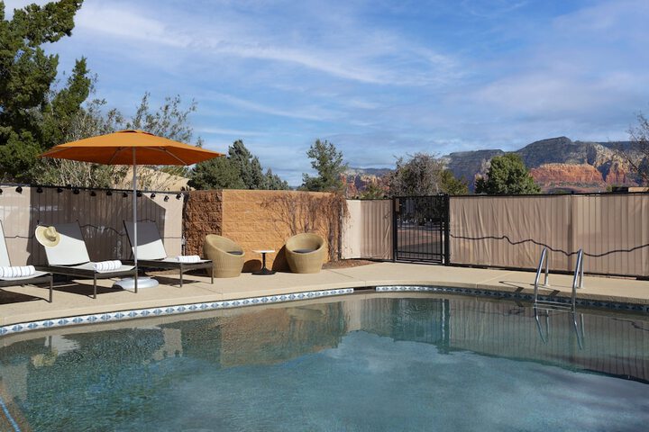 Pool 11 of 114