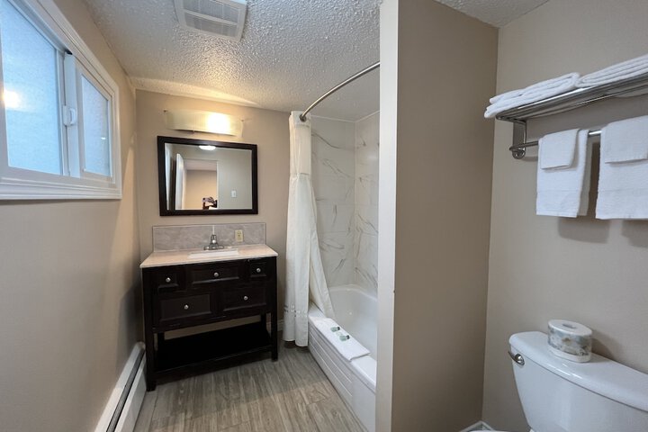 Room 81 of 153