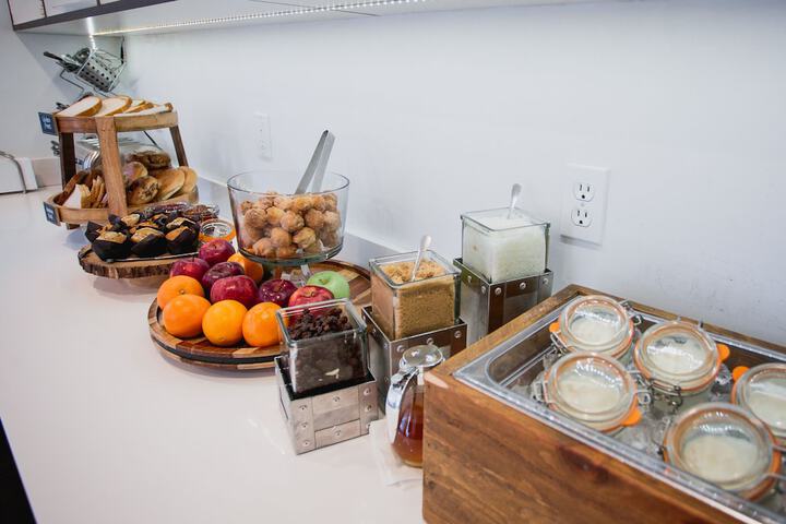 Breakfast/Coffee Service 44 of 55