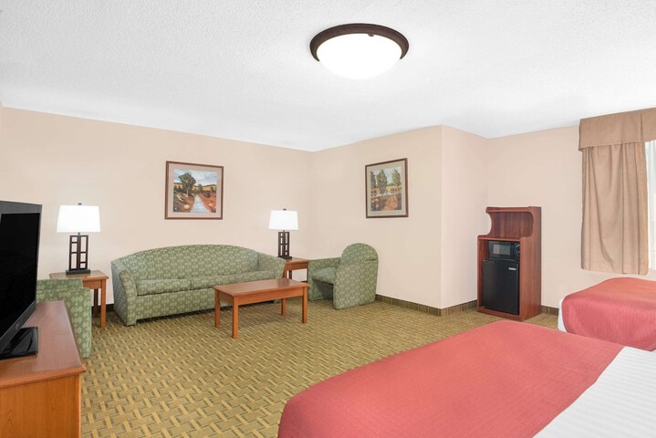 Room 19 of 33