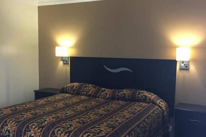 Room 14 of 21