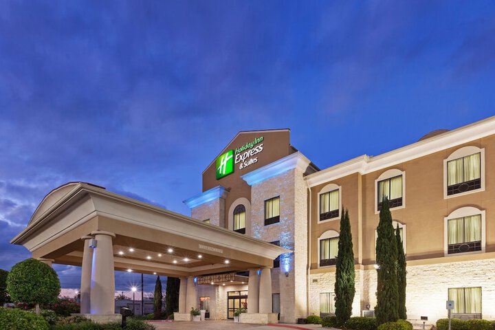 Holiday Inn Express Hotel & Suites Victoria by IHG