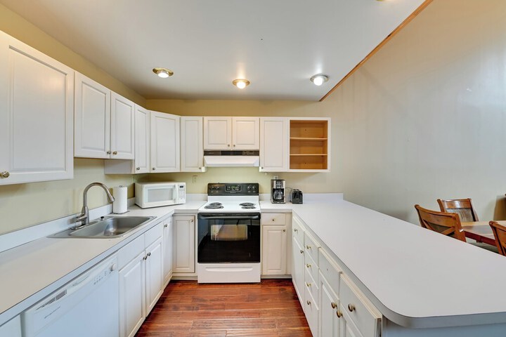 1 Mi to Hunter Mtn Skiing: Family-friendly Stay!