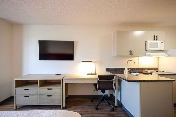 Extended Stay America Suites Cleveland Beachwood Orange Pl S