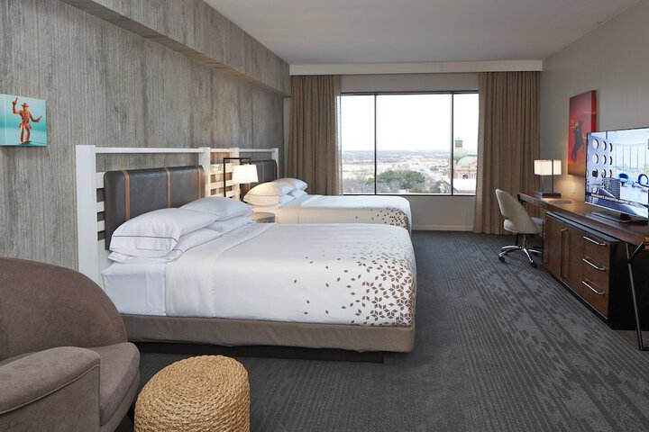 The Worthington Renaissance Fort Worth Hotel
