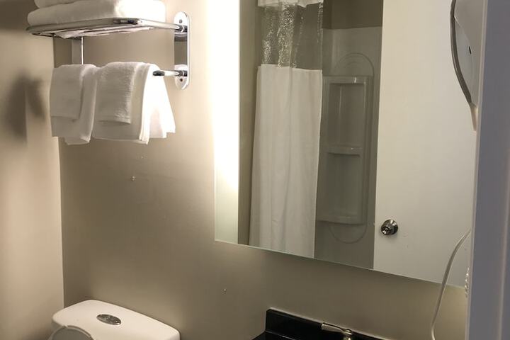 Room 15 of 21