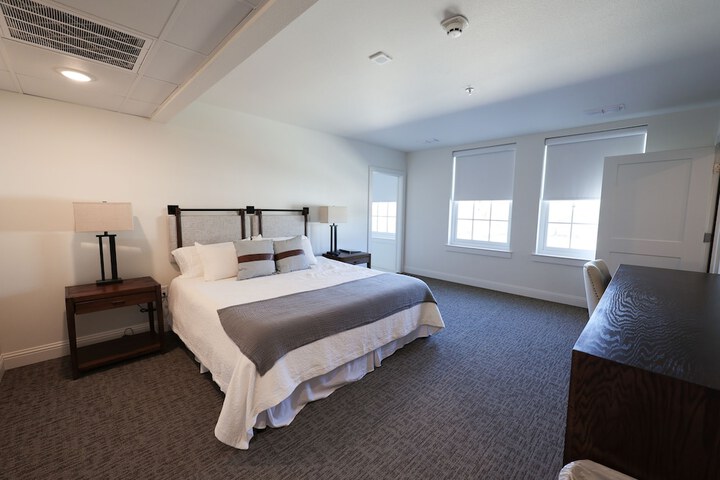 Room 133 of 220
